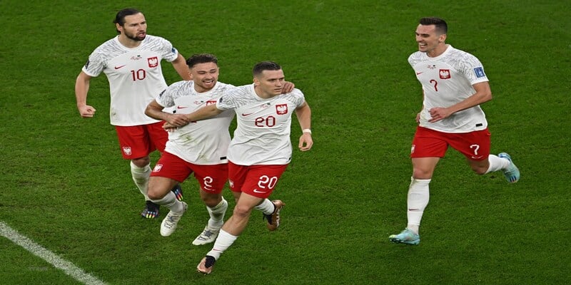 Yếu tố lịch sử của đội tuyển Ba Lan